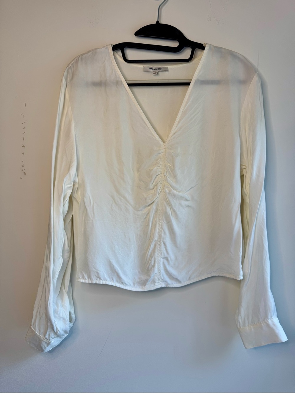 Madewell Cream V-Neck Long Sleeve Ruched Front Blouse
